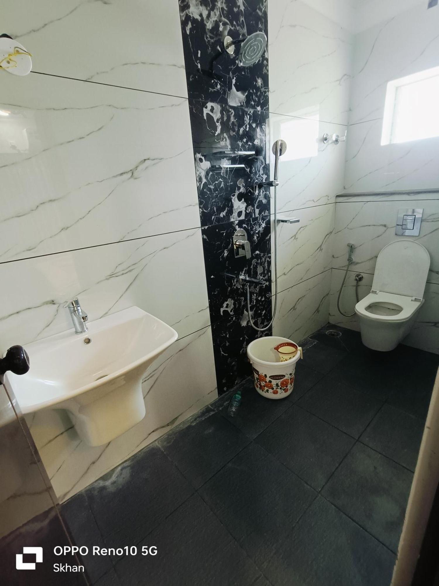 Golden Residency Hotel Kushālnagar Екстериор снимка